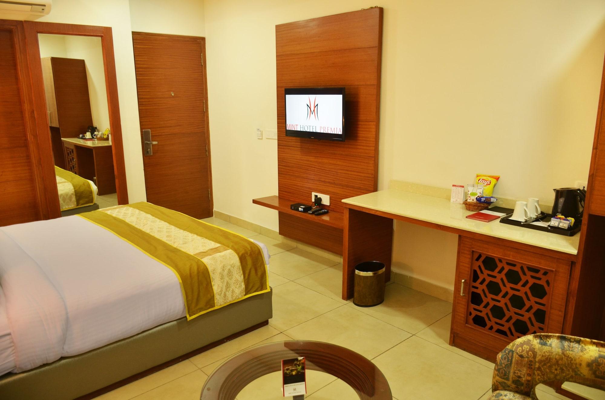 Mint Hotel Premia Chandigarh, Zirakpur Eksteriør bilde